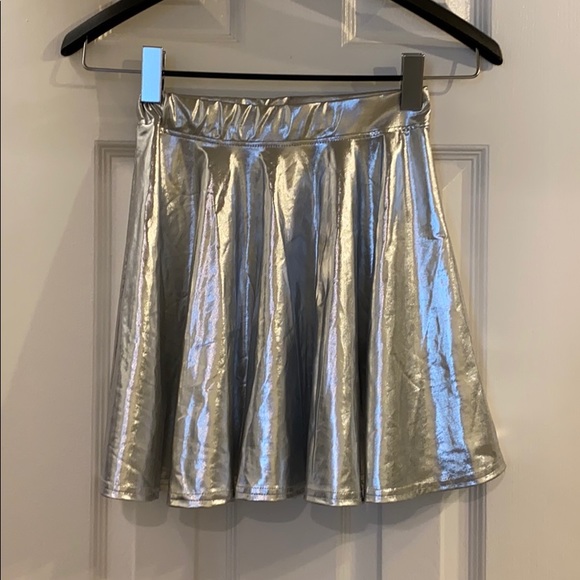 Silver Metallic Skater Skirt XS - Picture 2 of 2